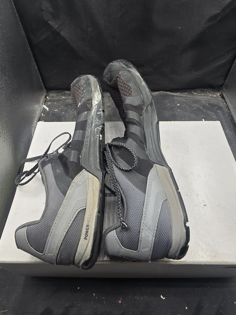Inov-8 Men's Black Trail Running Shoes‎